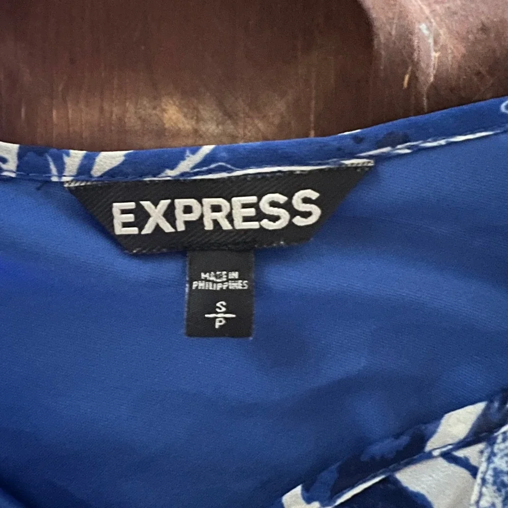 Express Blue White Paisley Geometric Maxi Dress V-Neck Spaghetti Strap Small